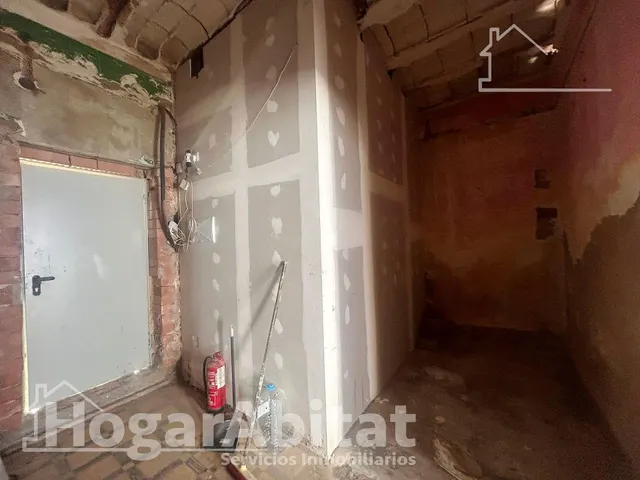 CASA ACOGEDORA Y LUMINOSA PARA REFORMAR CON TERRAZA — 13