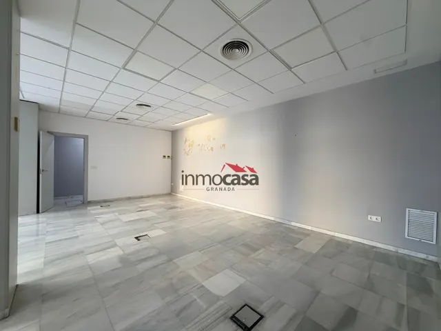 Local comercial 185m² en alquiler - San Miguel — 18