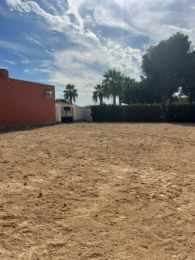 Impresionante chalet con casa invitados y cuadra privada más piscina — 10