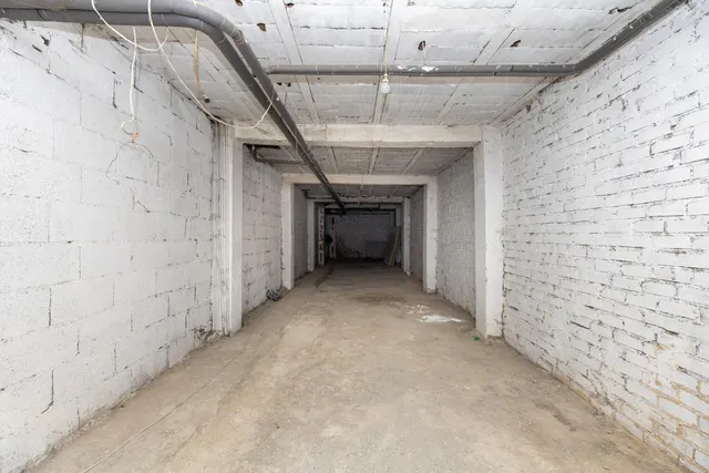 Local comercial de 150 m2 entre Camino de Ronda y Alhamar – doble acceso — 7