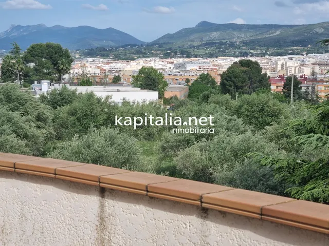 Chalet en venta en Ontinyent, a solo 200 metros del casco urbano — 19