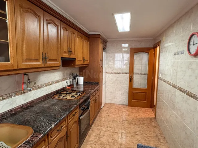 Se vende magnífico piso Zona Ayora - Pacheco y Torrens - foto 2