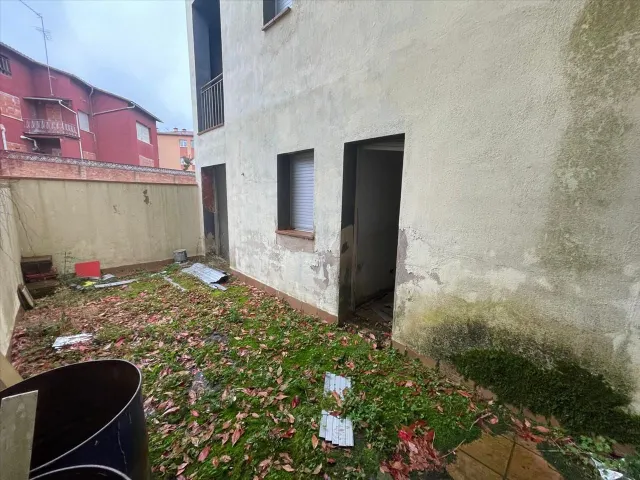 Edificio 1 habitación 1897m² en venta - Pueblo 37 — 11