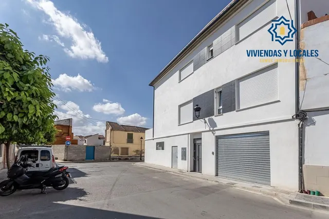 Edificio de nueva construcción en Churriana — 3