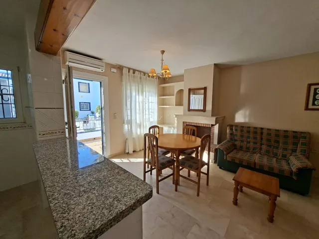 BUNGALOW A LA VENTA EN URBANIZACION — 6