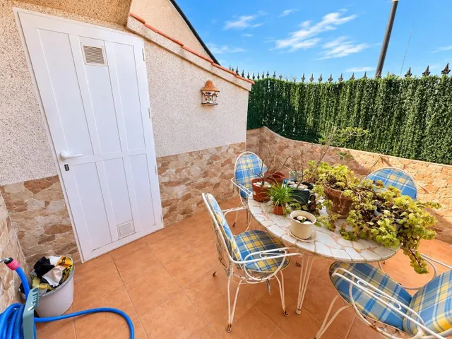 Vivienda en planta baja con dos terrazas frente a la piscina en El Moncayo – Guardamar del Segura — 8