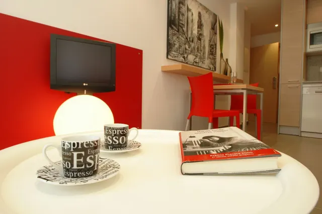 Aparthotel curta i llarga estada — 6