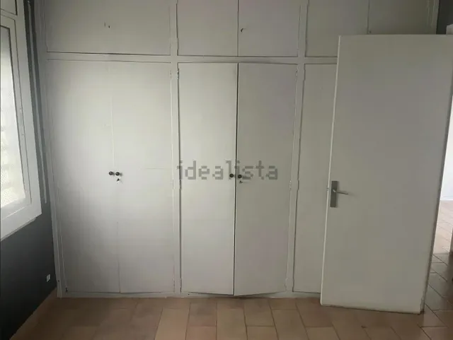 Piso cerca de la playa. — 10