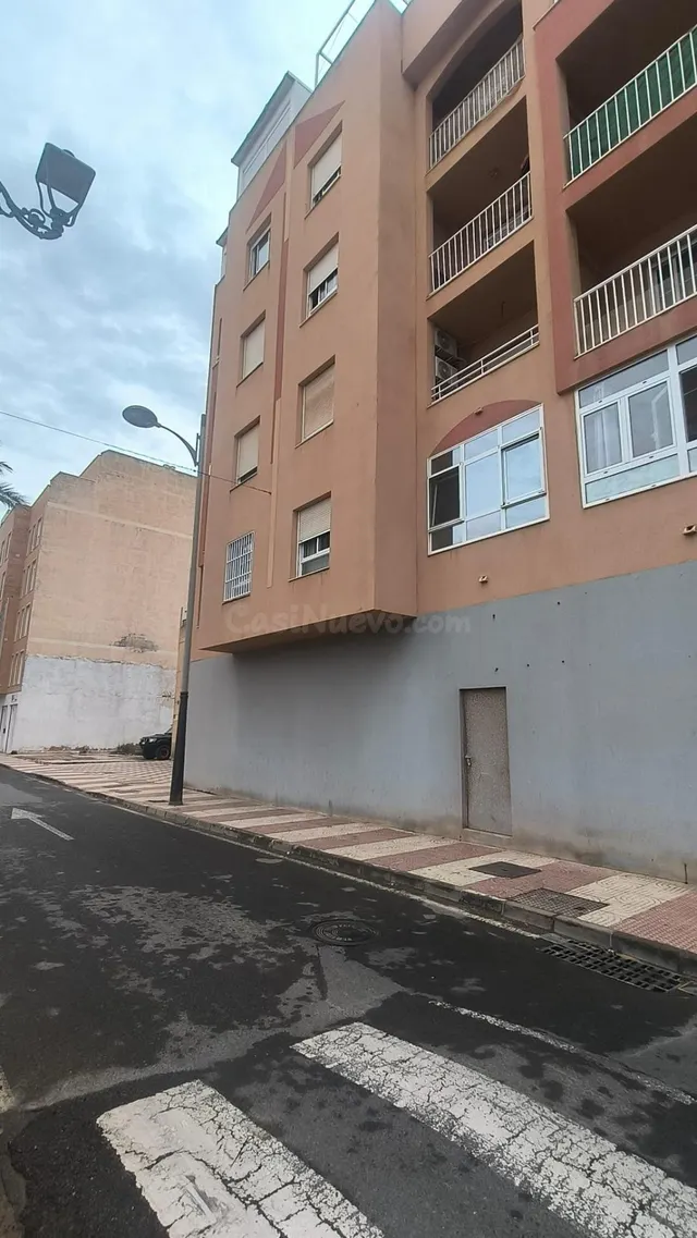 Espectacular vivienda seminueva en Las Marinas, Roquetas de Mar - €169.000 — 2