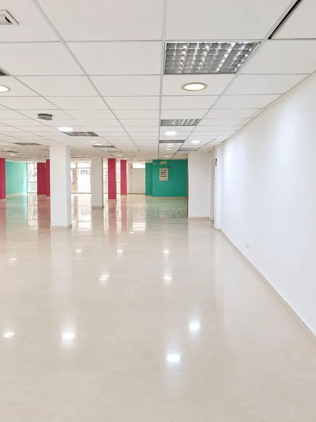 Oportunidad de inversión en Manacor – Locales con potencial para 2 VPL + local comercial + aparcamientos — 5