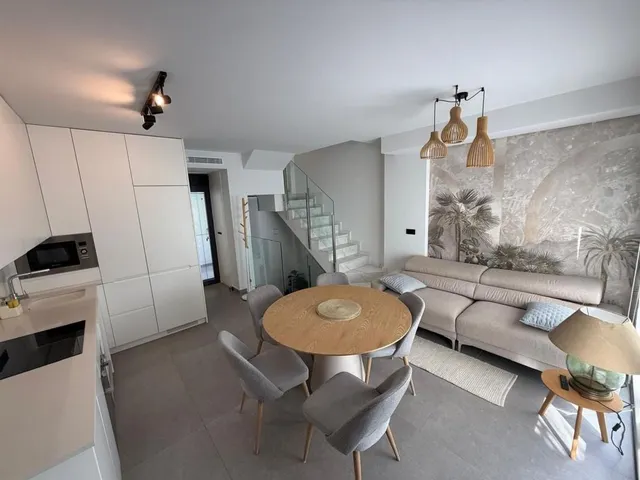 Villa 3 habitaciones 150m² en venta - Zona Pueblo - foto 3