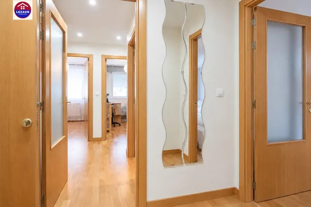 PISO EN RENTABILIDAD CON GARAJE Y JARDÍN PRIVADO EN LA ZONA NUEVA DE PERALTA. — 8