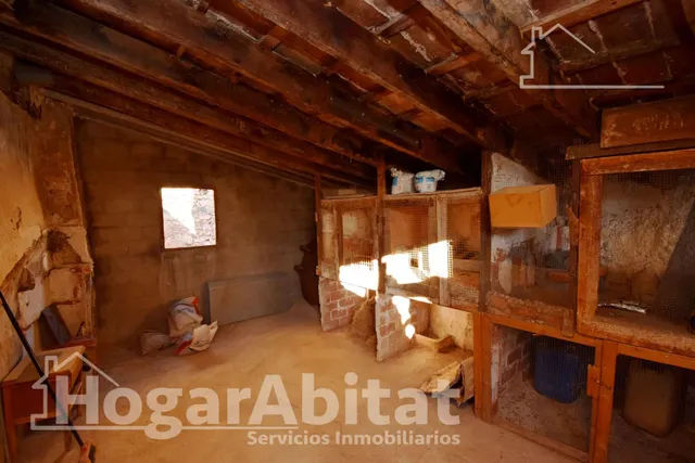 ¡GRAN OPORTUNIDAD! DOS CASAS CON TERRAZA Y BALCÓN — 43