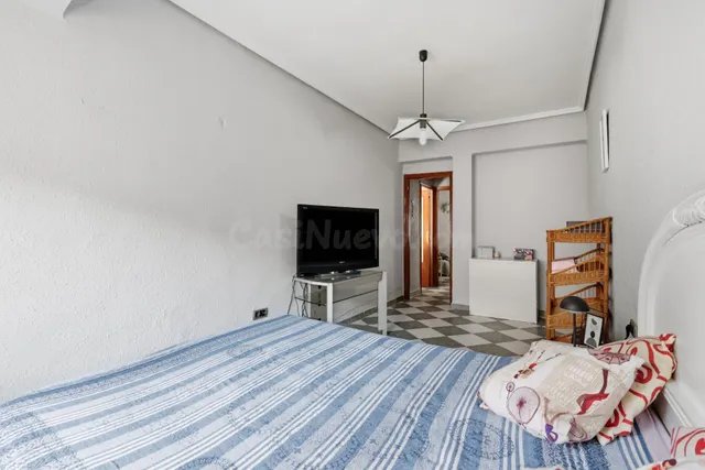 Piso de 114 m2 construidos con 3 habitaciones, balcón y trastero en Sagunto pueblo — 16
