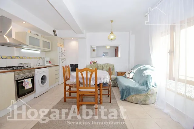 Precioso ático dúplex, impecable y luminoso, todo amueblado y en pleno centro histórico — 3