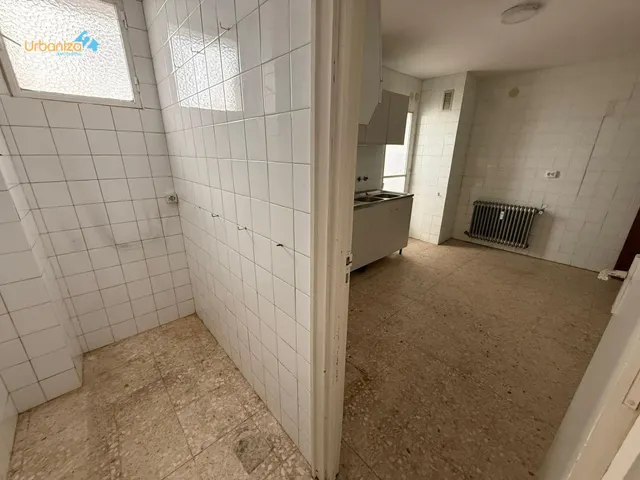 ¡¡OCASIÓN PISO PARA REFORMAR EN ZONA CENTRO!! — 9