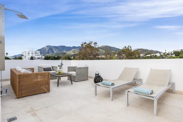 Adosado 4 habitaciones 250m² en alquiler - Marbella - foto 3