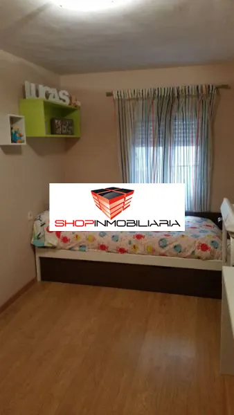 SE VENDE FANTÁSTICO PISO EN ZONA BENICALAP — 21
