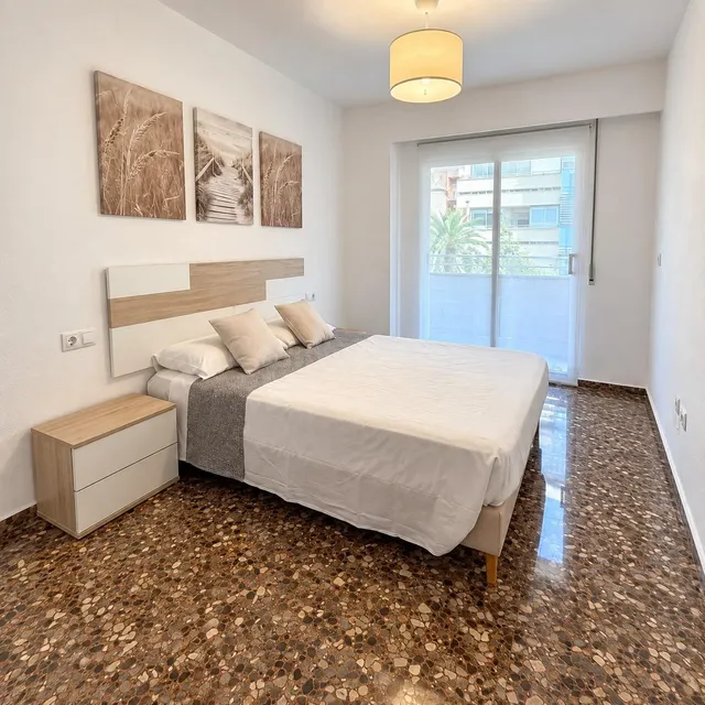 PISO DE 4 habitaciones EN ALQUILER EN BENICALAP — 4