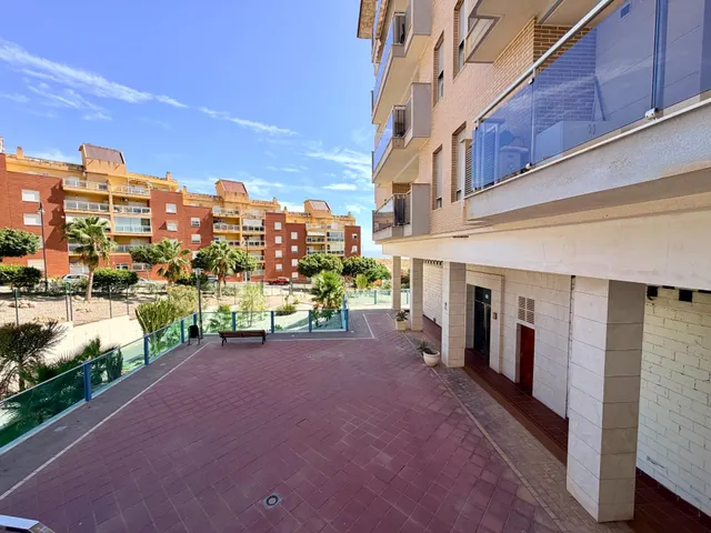 Vivienda reformada con terraza en Aguadulce Norte, piscina comunitaria y lista para entrar a vivir — 32