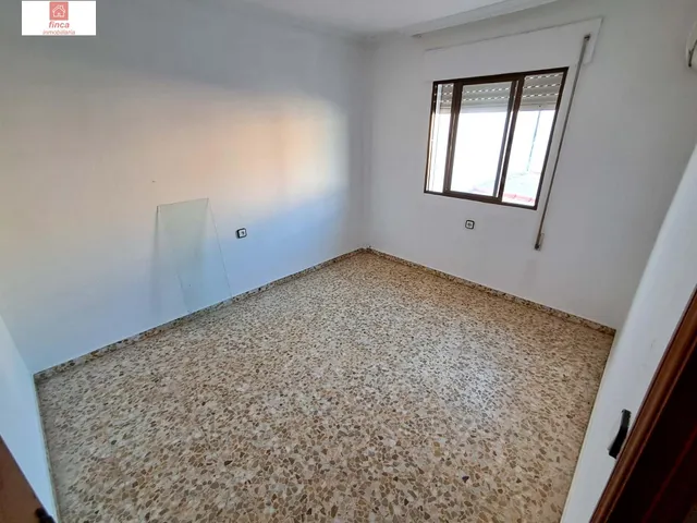 Se vende en Montijo, duplex, zona virgen de barbaño (pistas de padel), climatizado y cocina amueblada — 17