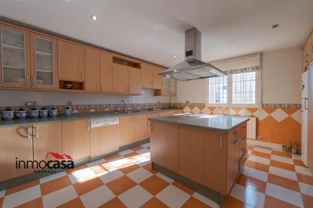 Espectacular vivienda pareada con piscina y amplio patio en Las Gabias (Granada) — 11