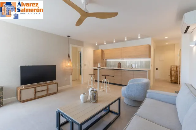 ¡EXCLUSIVO APARTAMENTO EN PRIMERA LINEA DE PLAYA CON REFORMA - foto 4