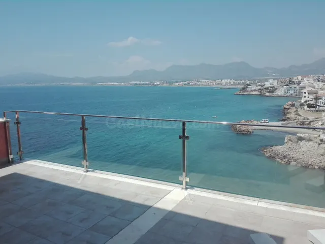 Duplex de 4 habitaciones, garaje y vistas al mar en San Juan - foto 5