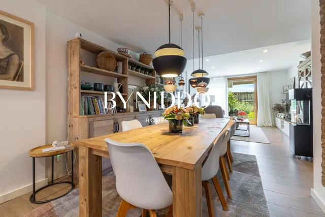 Exclusiva vivienda con dos espacios independientes, jardín privado y piscina en Can Mates — 24