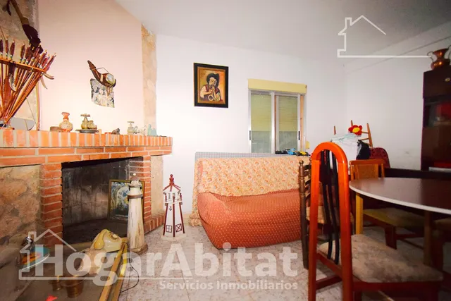 OPORTUNIDAD DE PROPIEDAD RUSTICA CON TERRENO Y PISCINA — 29