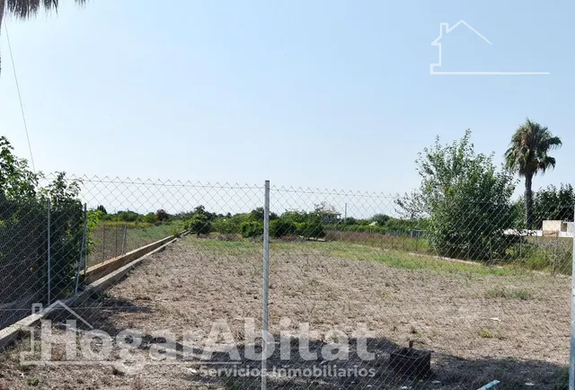 ¡OPORTUNIDAD INCREÍBLE! TERRENO URBANO MUY AMPLIO, CERCA DEL - foto 4