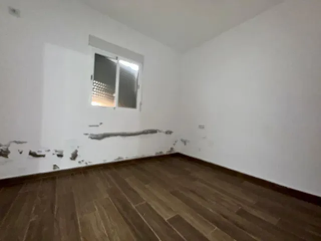 Finca en Mollina con casa, piscina, pista de tenis y 7.000 m2 de olivar. — 11