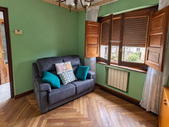 Casa en Carbayín: cuatro dormitorios, dos garajes y terreno para disfrutar de la vida de pueblo — 6