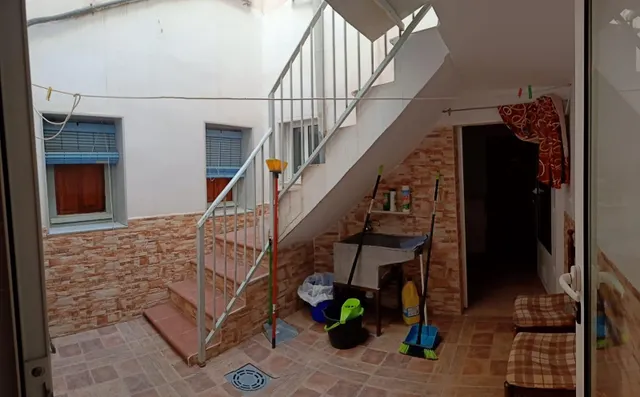 CASA FAMILIAR EN FINES ( ALMERÍA) DE 7 habitaciones. — 16
