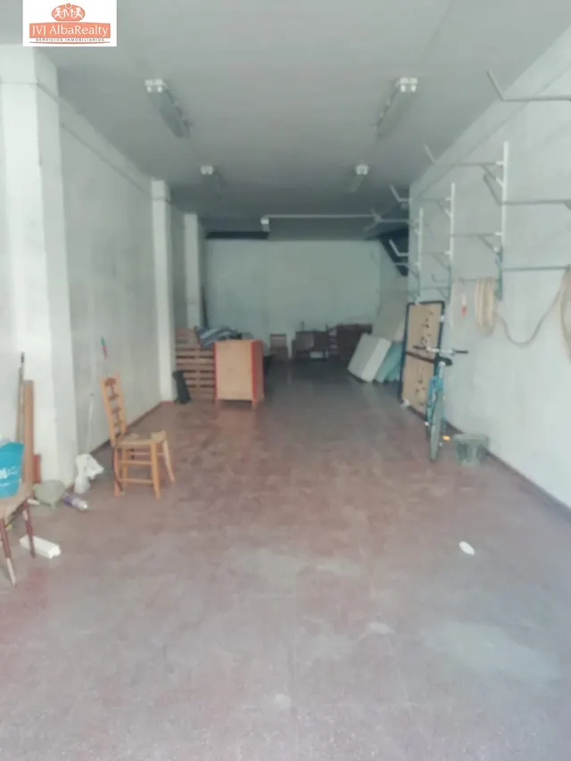EXTRAORDINARIO LOCAL EN VENTA EN MADRIGUERAS PREPARADO PARA EDIFICAR VIVIENDA — 26