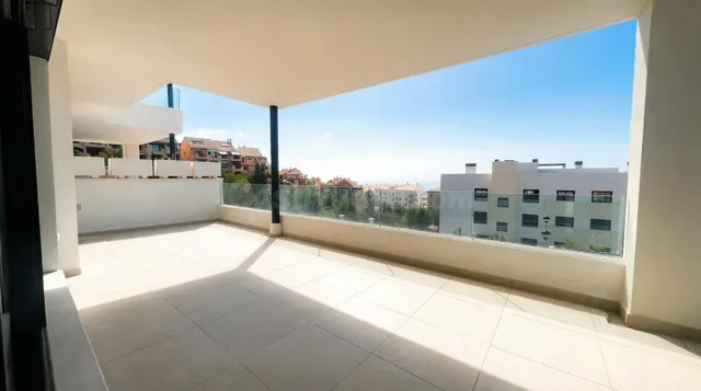 ¡ESPECTACULAR PISO CON TERRAZA Y VISTAS AL MAR EN SANTANGELO SUR! — 3