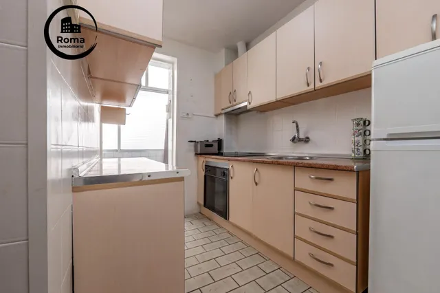 Piso de 87 m2 con 3 dormitorios en Pedro Antonio de Alarcón 27, junto a Recogidas — 8