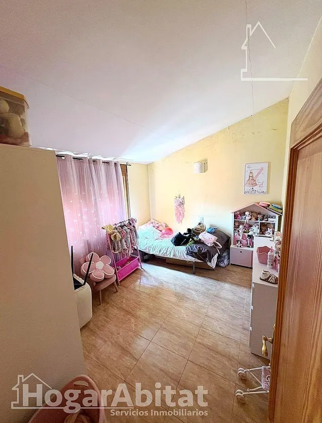 ¡Bonitas vistas! Ático económico y luminoso con dos terrazas, cerca del centro — 10
