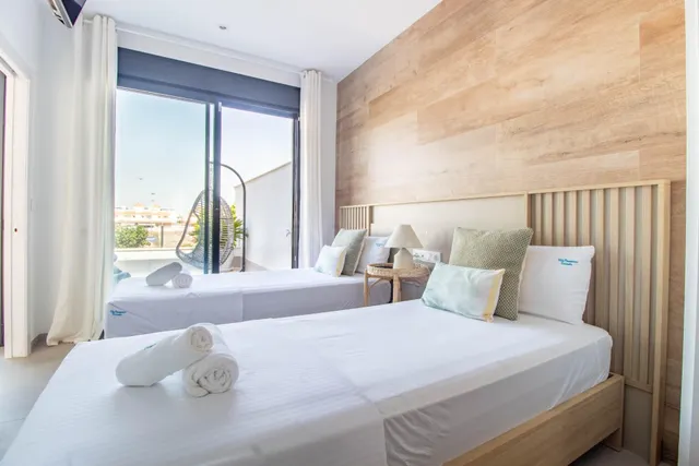 Villa de 3 dormitorios y 3 baños en santiago de la rivera (san pedro del pinatar) — 19