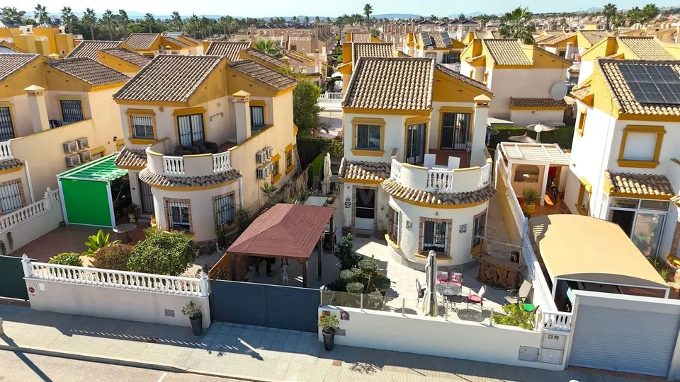 Villa 3 habitaciones 96m² en venta - El Edén - Los Estaños