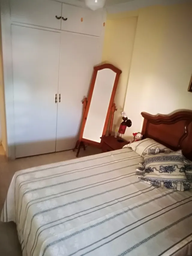 Piso Zona La Costilla — 27