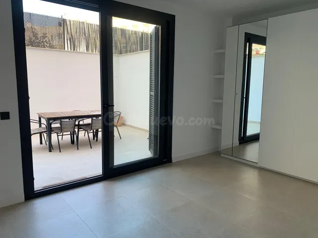 Planta baja reformada con terraza