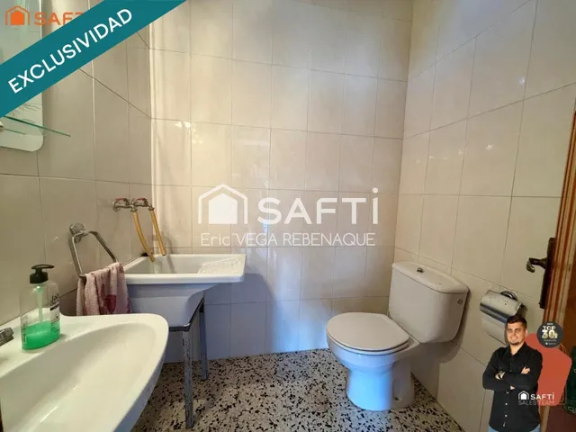 Casa reformada con piscina privada, gran terraza y parking grande en Residencial Park — 37