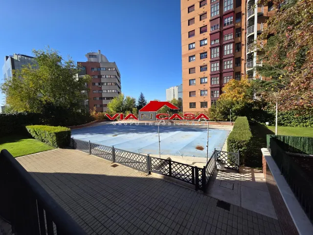 Alquiler de piso en Costillares, amueblado, exterior — 2