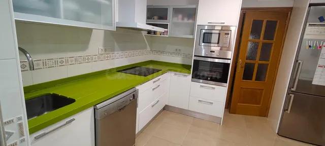 Amplio Semi Ático de 5 habitaciones Ideal para Familias Nume