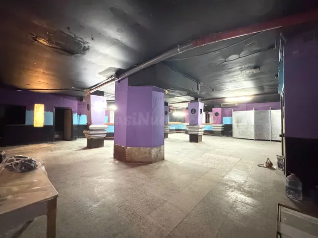 ENORME LOCAL COMERCIAL EN SOTANO EN PLENO PADRE MANJON - foto 3