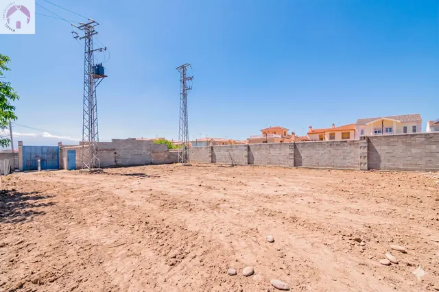 Finca en Atarfe con dos naves y cobertizo — 26