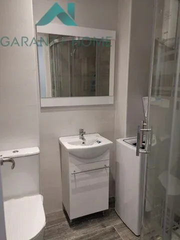 SE VENDE APARTAMENTO EN LAREZO ZONA CARLOS V - REPÚBLICA DE COLOMBIA — 8