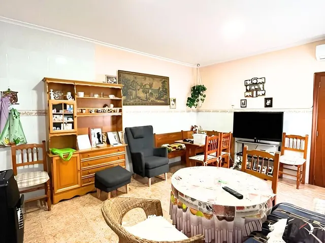 ¡¡¡ Amplia vivienda en Burjassot con doble terraza, garaje y - foto 5