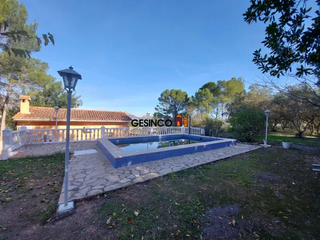 CHALET CON VISTAS ESPECTACULARES Y EN PLENA NATURALEZA — 13
